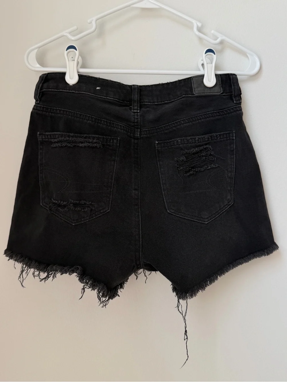 American Eagle Distressed Black Denim Cutoff Mom Shorts Size 4